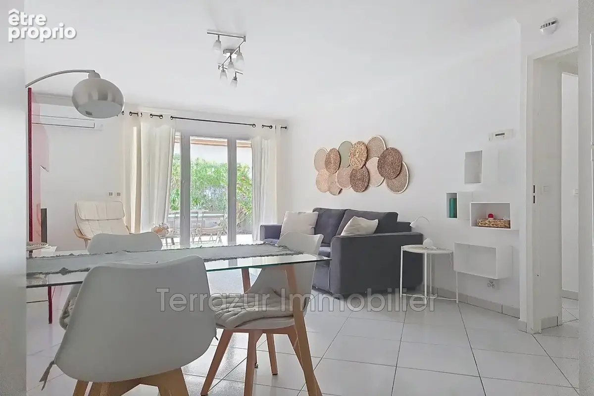 Appartement 2 pièces 45 m² à vendre à Vallauris (06220) - photo 2