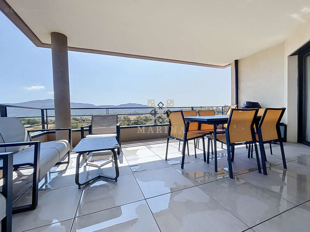 Appartement deux chambres - grande terrasse - porto vecchio centre - photo 2