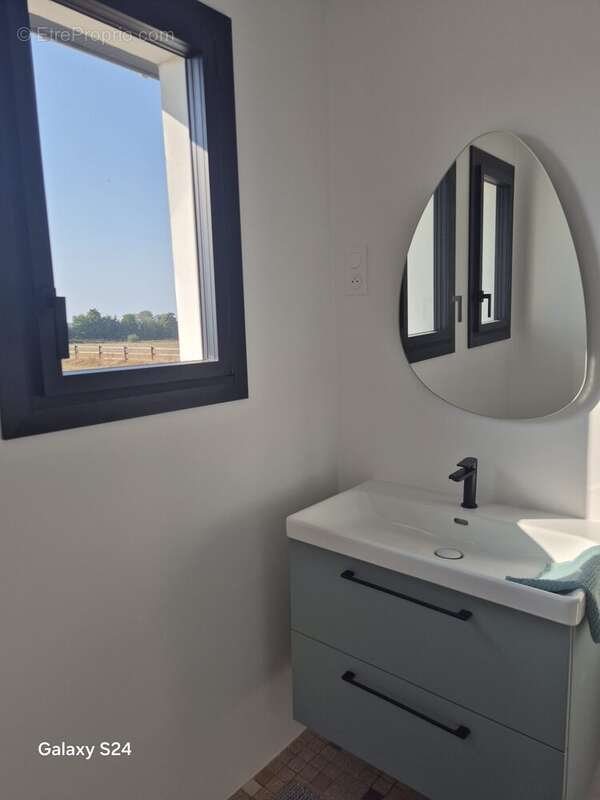 Maison 5 pièces 84 m² à vendre à Fumichon (14590) - photo 7