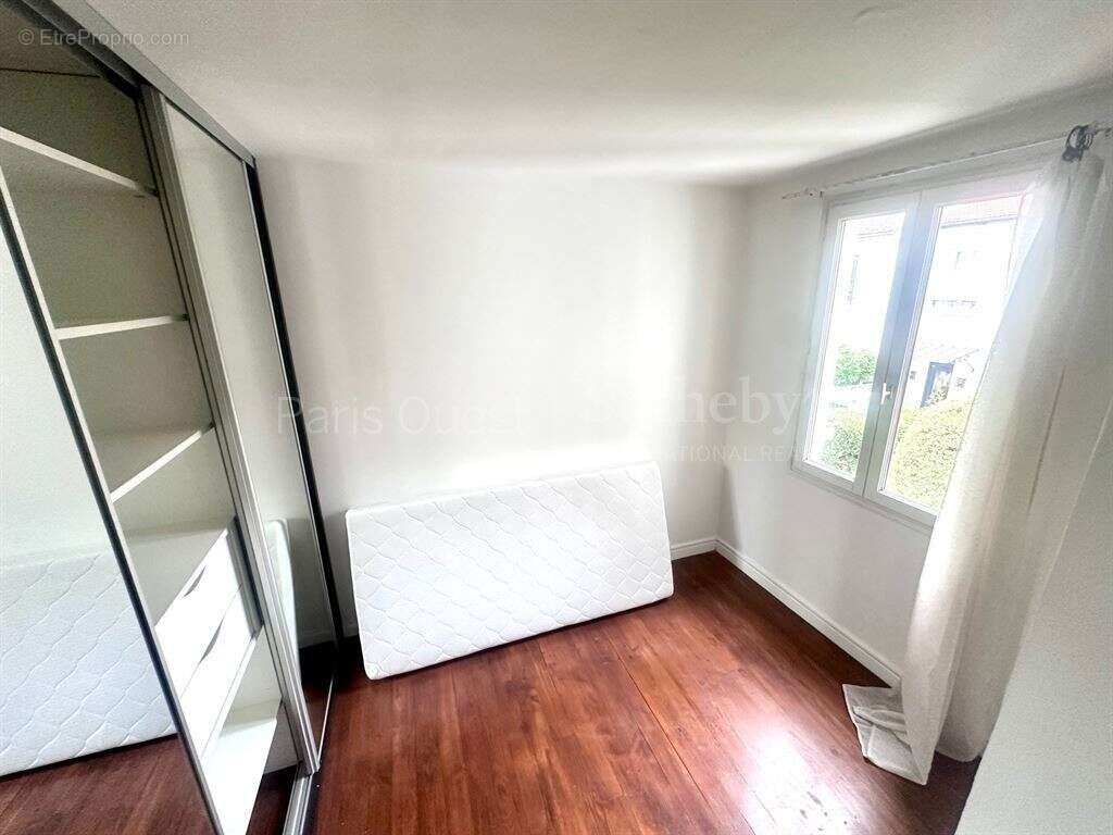 Maison à PARIS-16E
