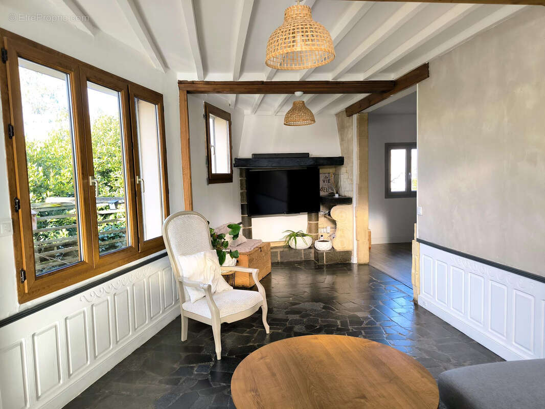 Maison à MONCEAUX-EN-BESSIN