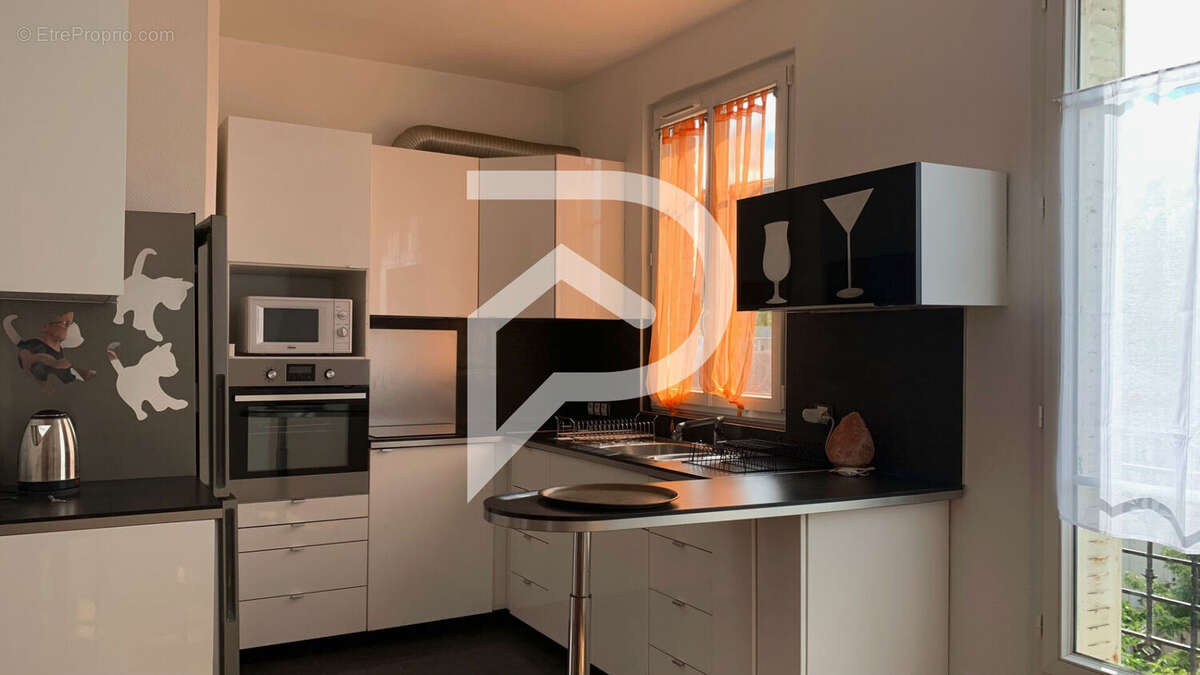 Appartement à COLOMBES