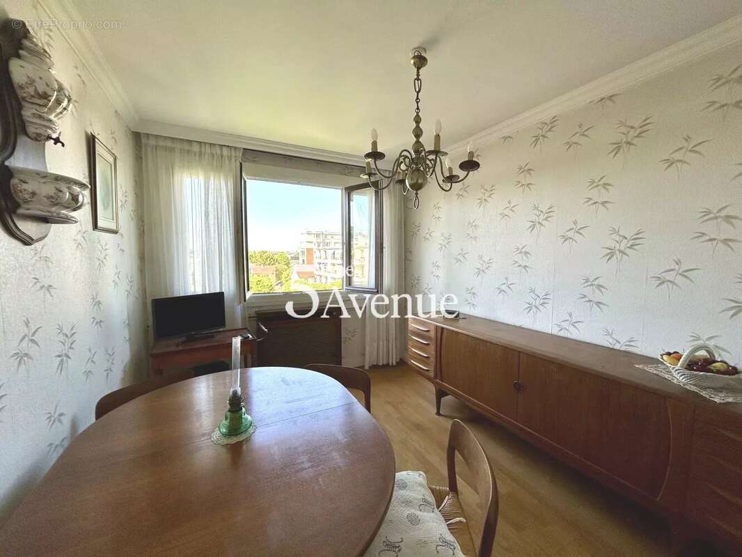 Appartement à SAINT-MAUR-DES-FOSSES