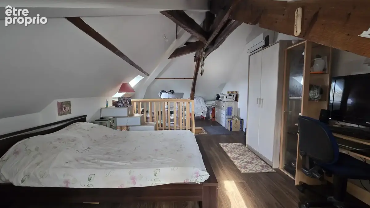 Vente occupee sans rente - maison de village de 83m2  avec jardin garage et cave - photo 13