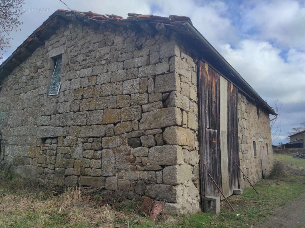 Maison à LAPTE