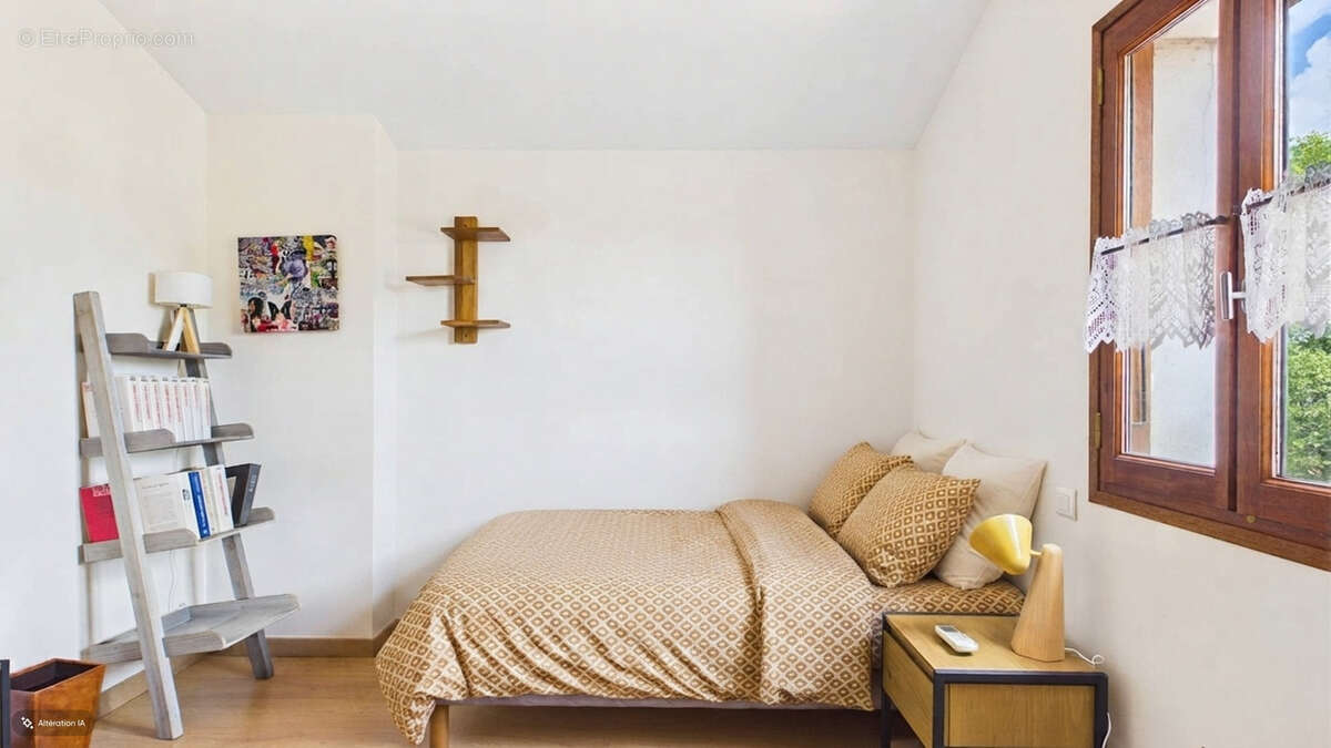 LABEAUME   Maison de caractère avec piscine et annexe indépendante - photo 16