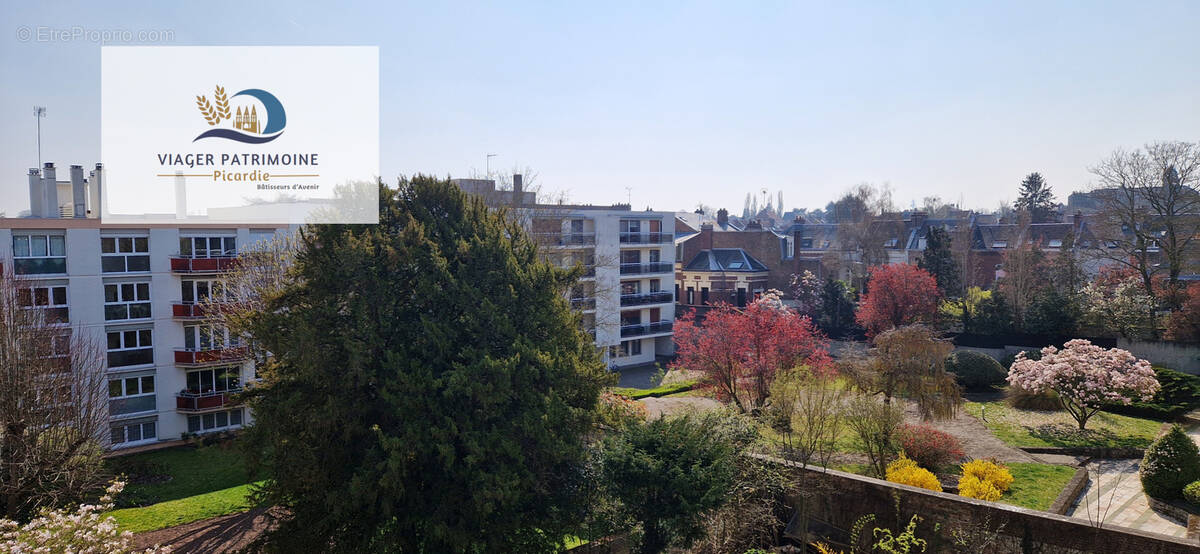 Autre à AMIENS