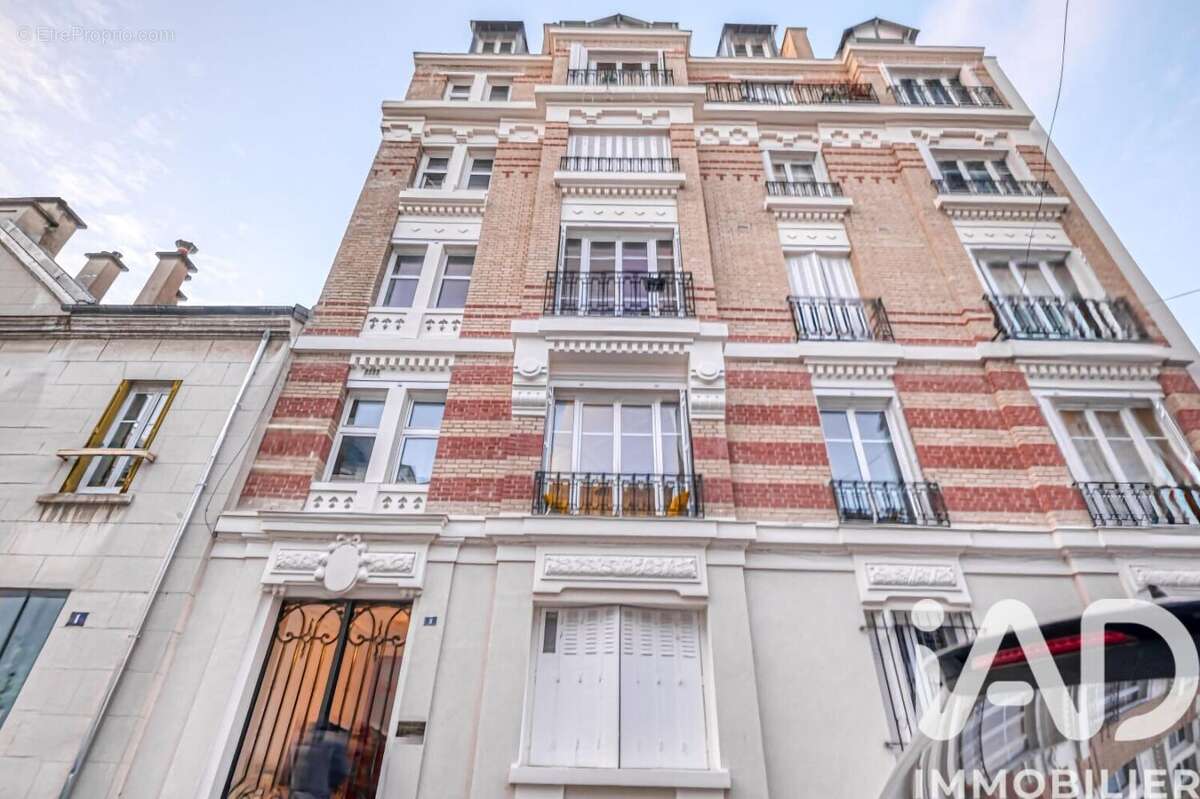 Photo 8 - Appartement à COLOMBES