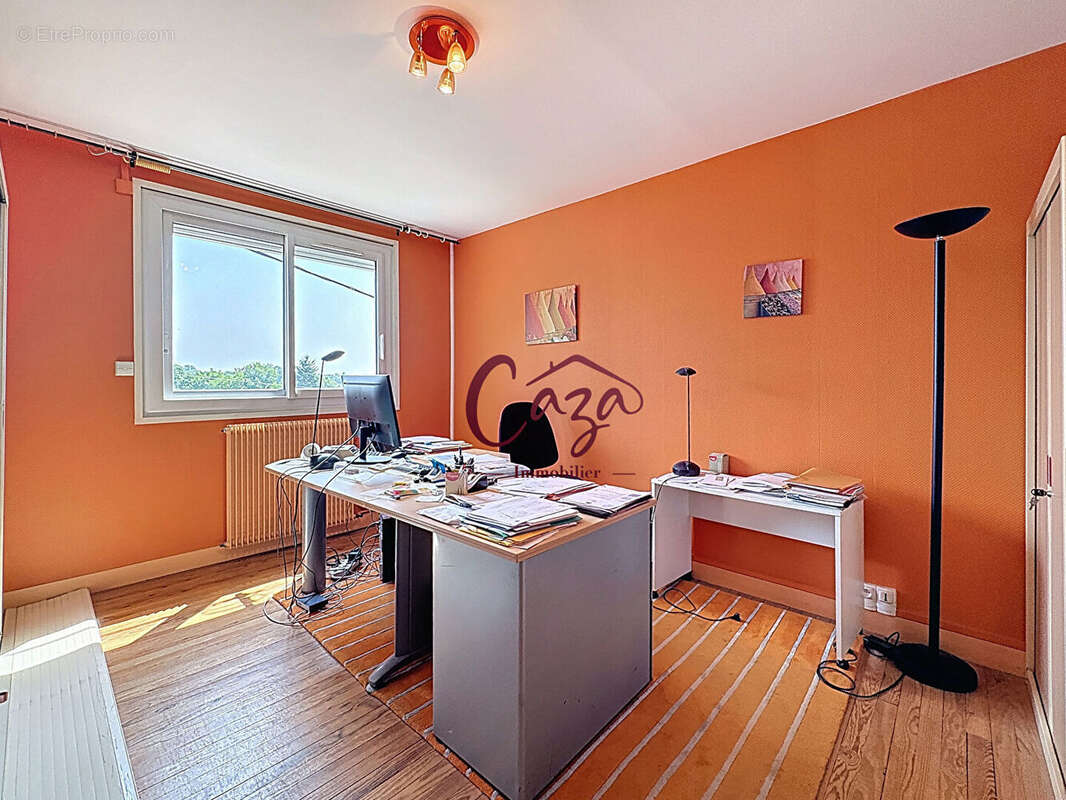 Maison à FARGUES-SAINT-HILAIRE