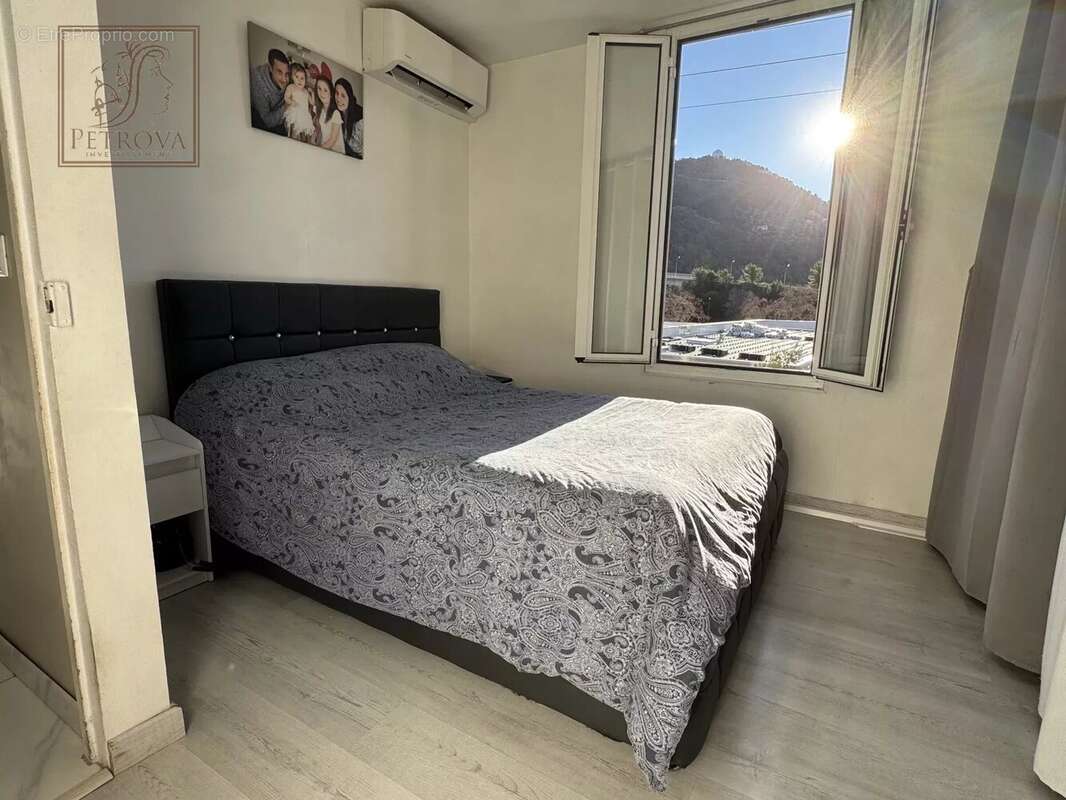 Appartement à SAINT-ANDRE-DE-LA-ROCHE