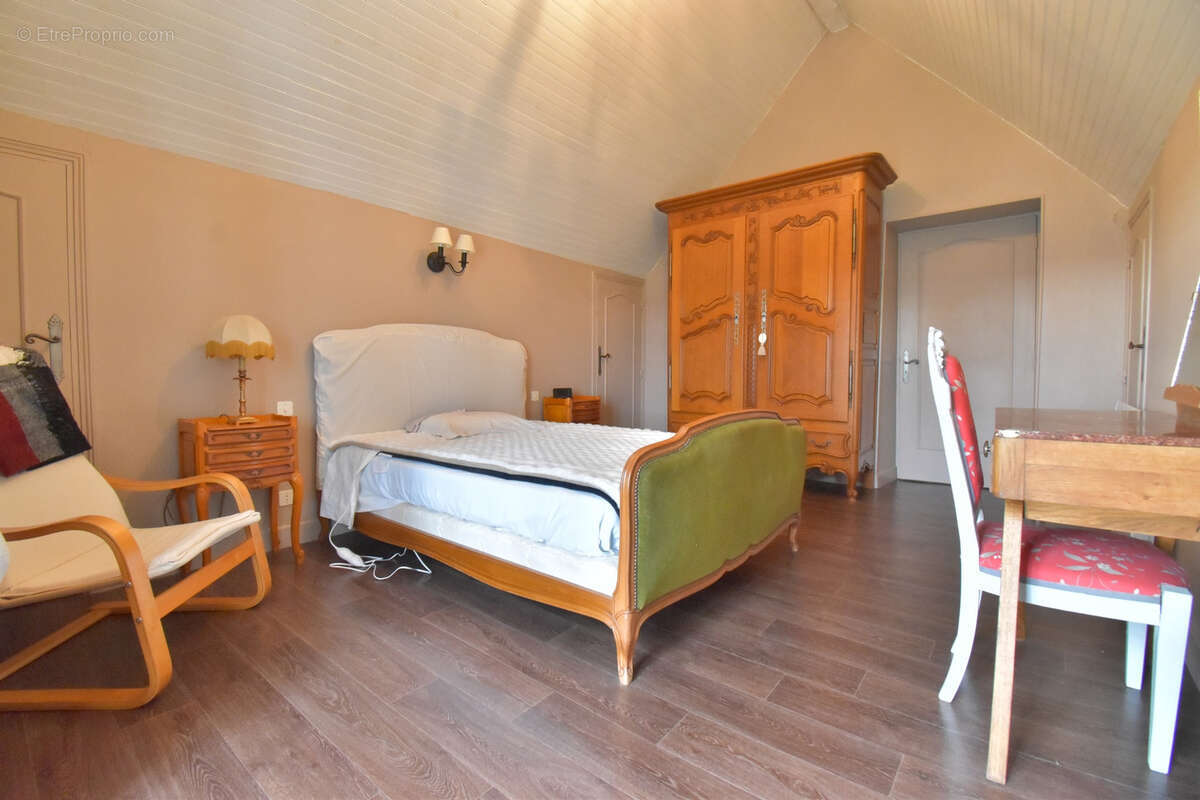 Maison à SAINT-MENOUX