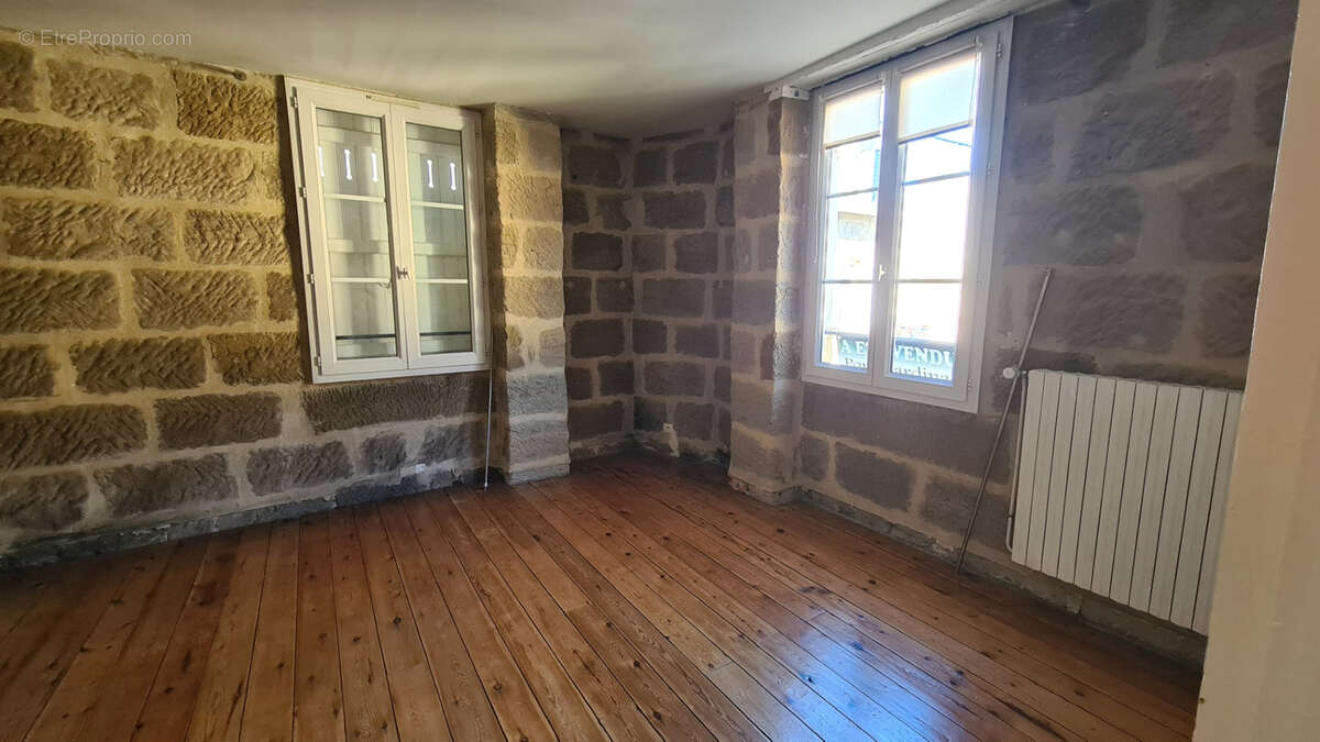 Maison à BRIVE-LA-GAILLARDE