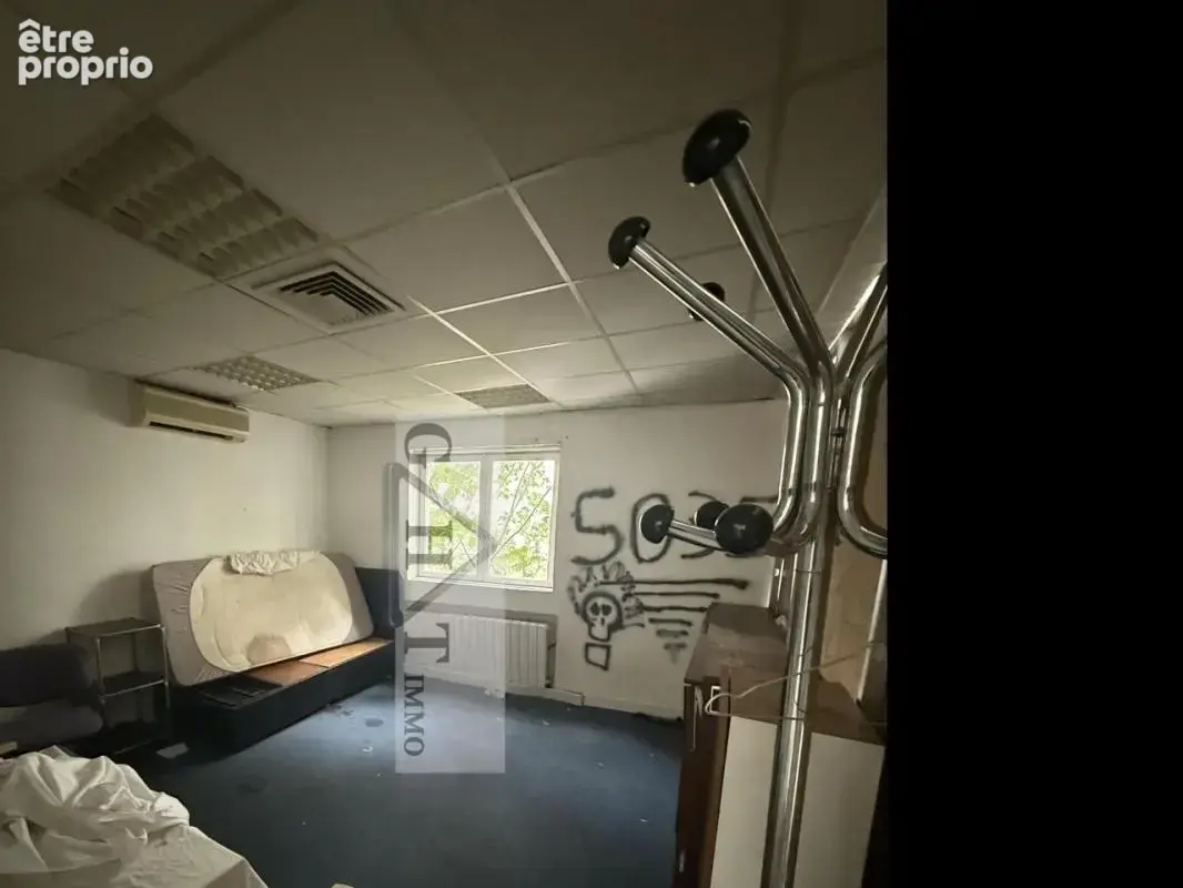 Local d'activités 560m2 à vendre Montreuil - photo 9