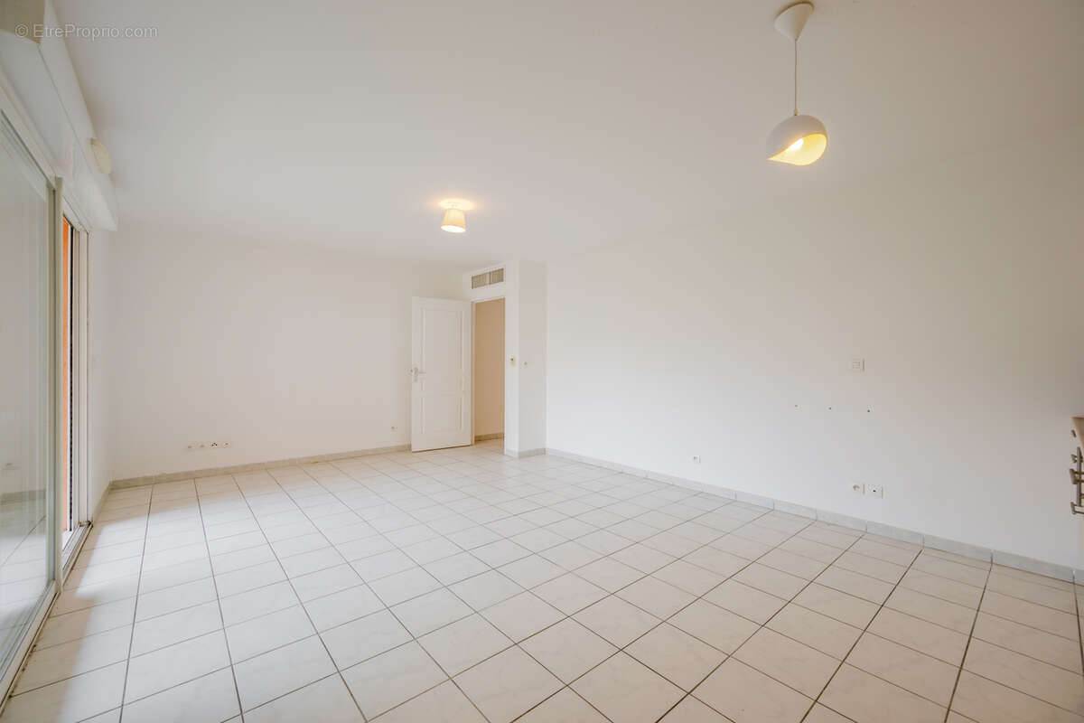 Appartement à HYERES