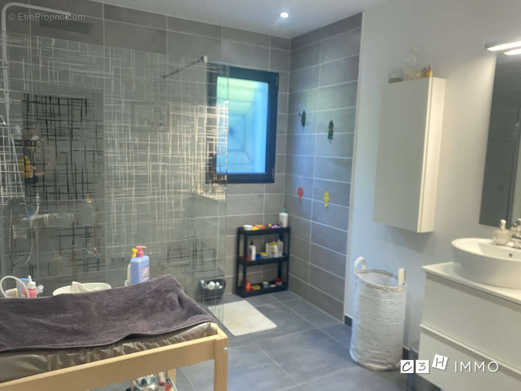 Maison à SAINT-HILAIRE