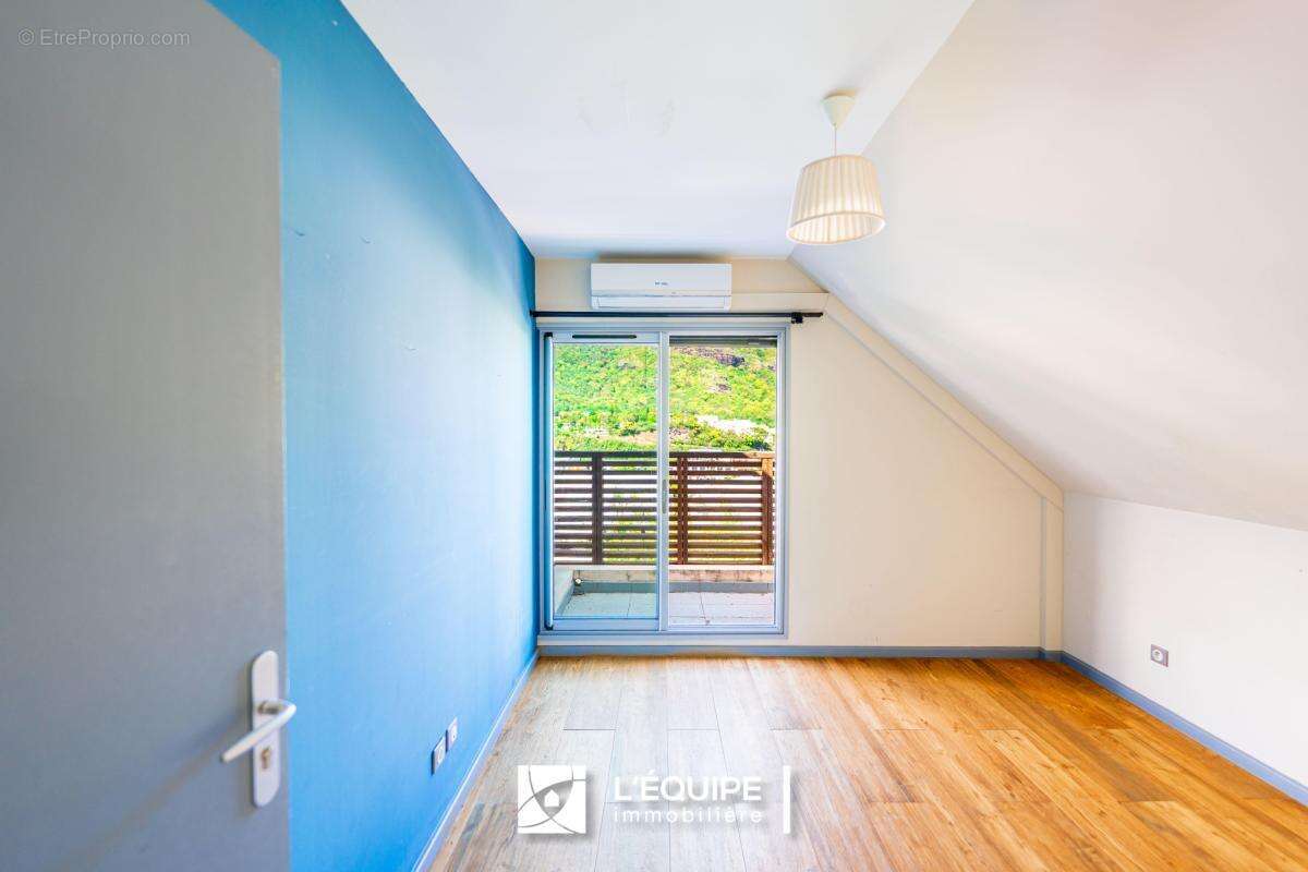 Appartement à SAINT-DENIS