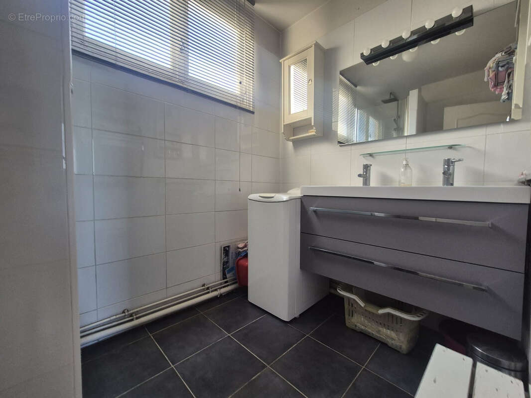 Appartement à BAGNEUX