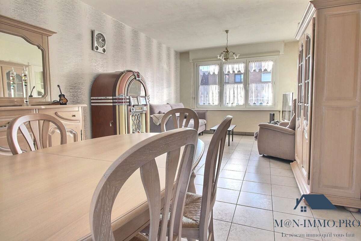 Maison à PREMESQUES