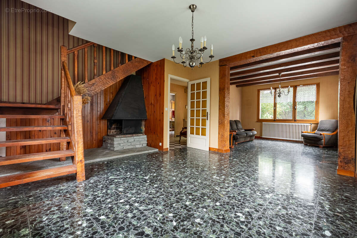 Maison à POISY