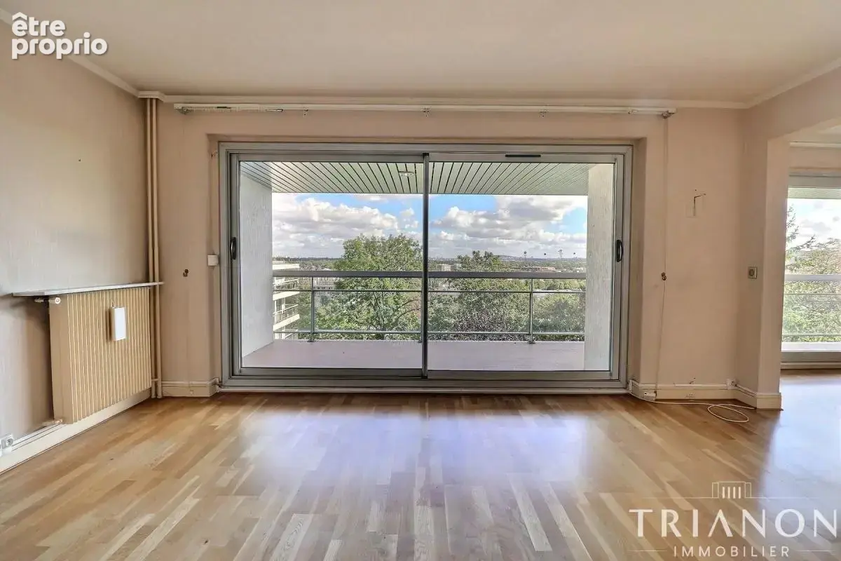 T4/5 traversant Est-Ouest, balcon 20 m² avec vues sur Paris - photo 5