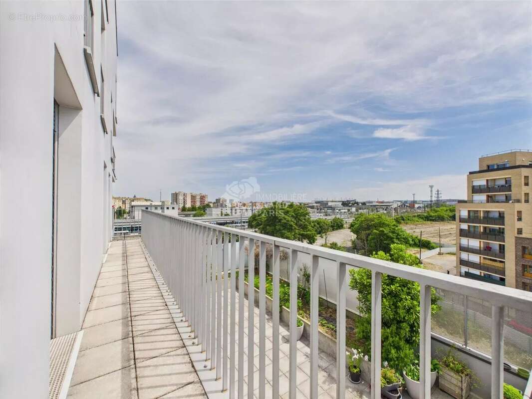 Appartement à SAINT-DENIS