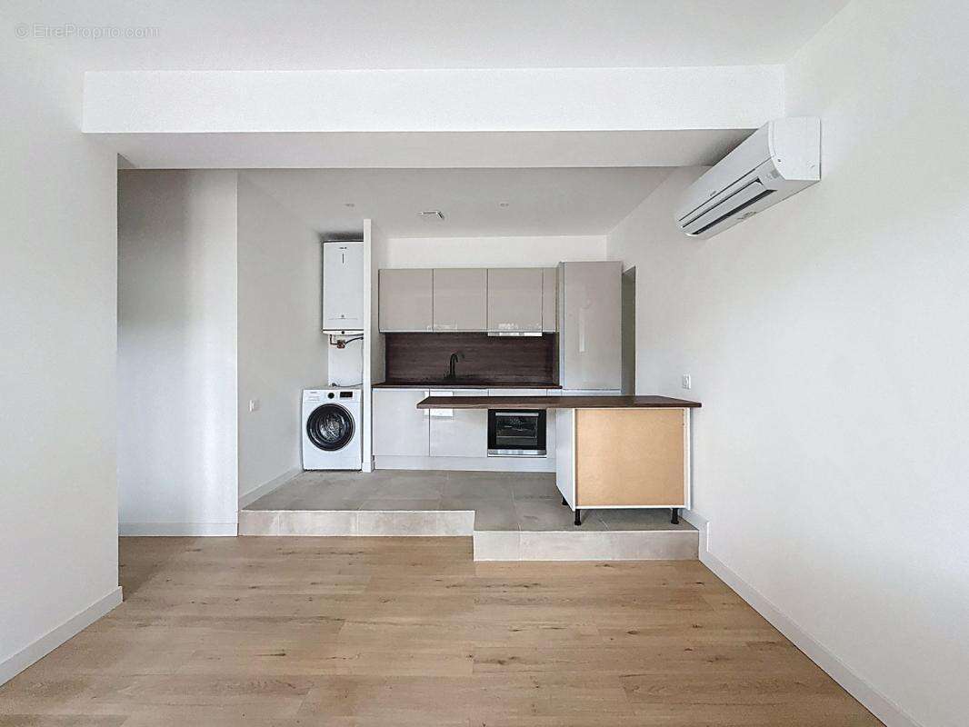 Appartement à FONTAINES-SUR-SAONE