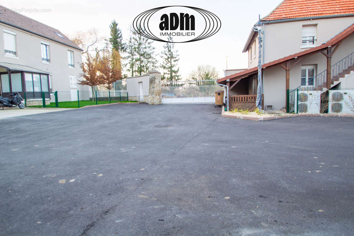 Appartement à BUSSY-SAINT-GEORGES