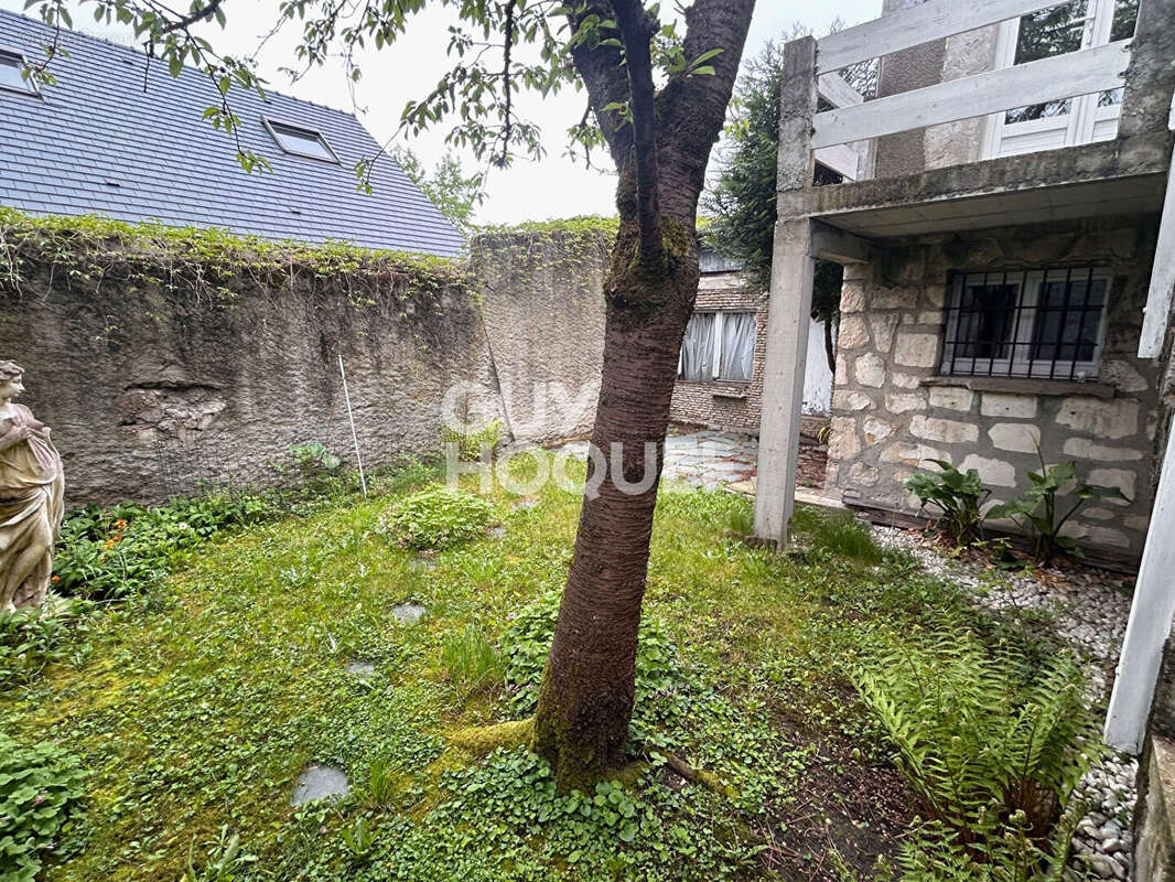 Maison à LES PAVILLONS-SOUS-BOIS