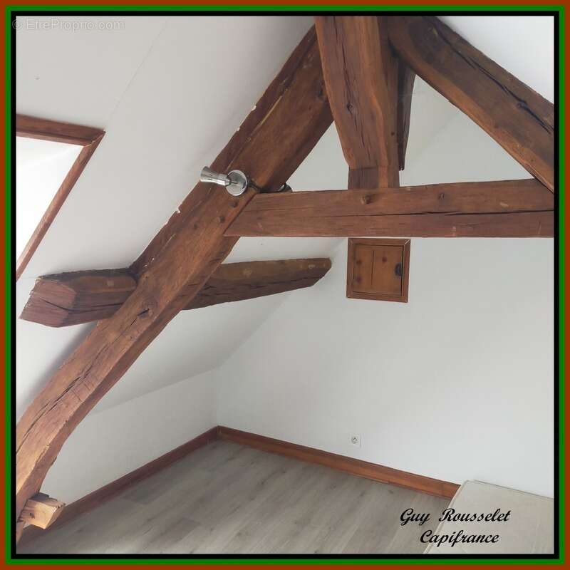 Maison à ALISE-SAINTE-REINE