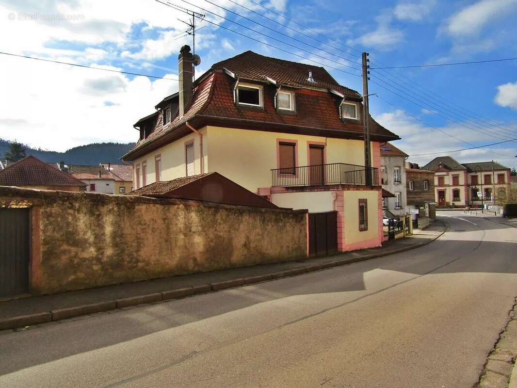 Appartement à CELLES-SUR-PLAINE