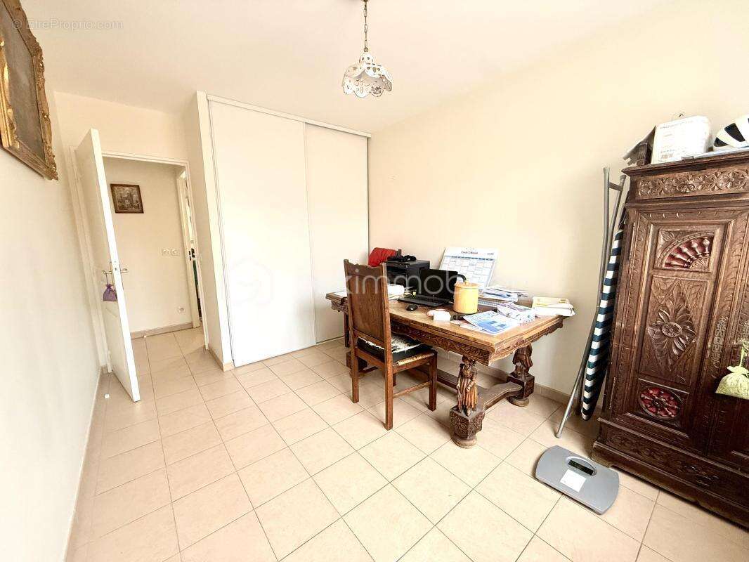 Appartement 3 pièces 66m² avec Balcon, Garage et Cave – Centre-ville de Digne-les-Bains (04) - photo 11