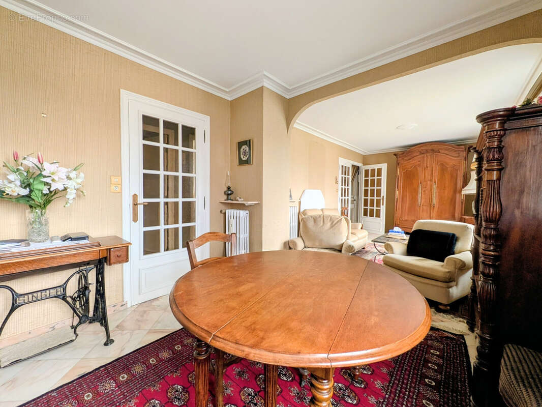 Appartement à JARVILLE-LA-MALGRANGE