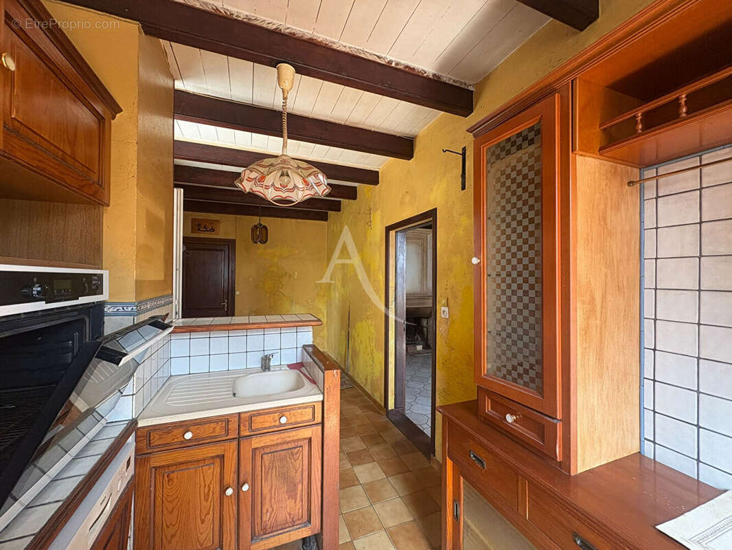 Maison à SAINT-JUST-LUZAC