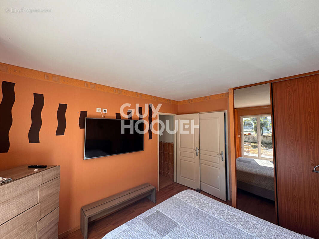 Maison à vendre à Saint-Laurent-d'Andenay - 3 chambres, piscine, calme - photo 10
