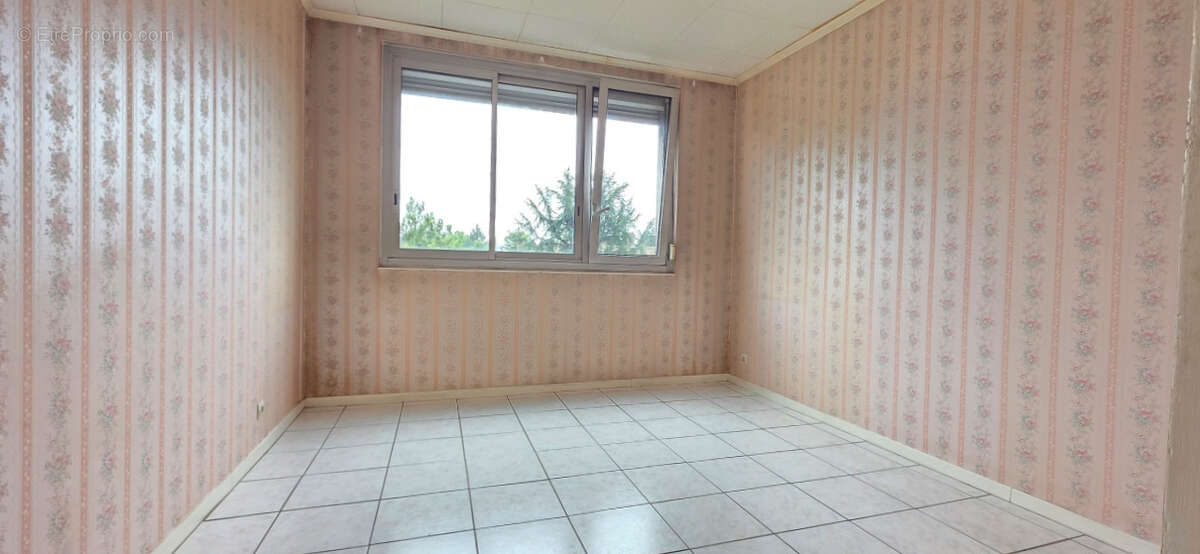 Appartement à BRON