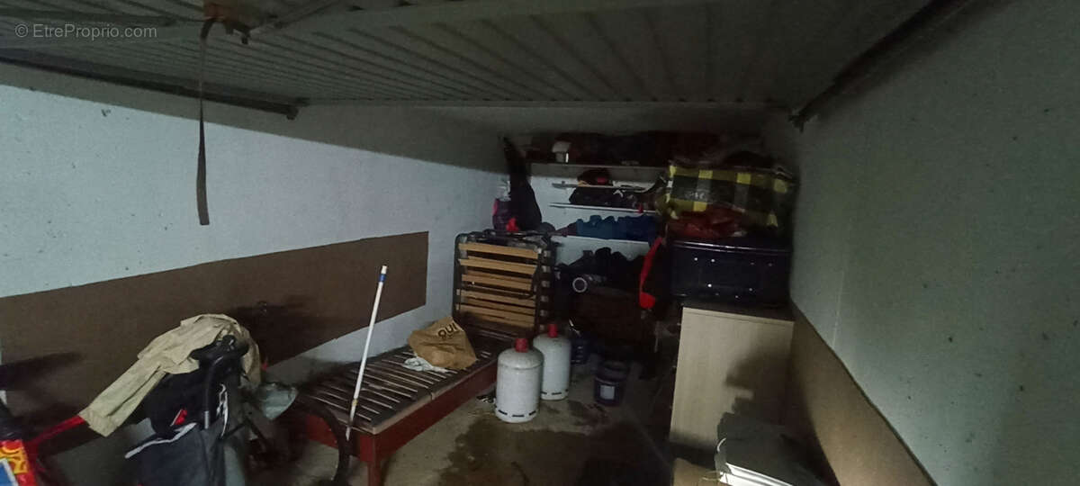 Parking à LE BARCARES