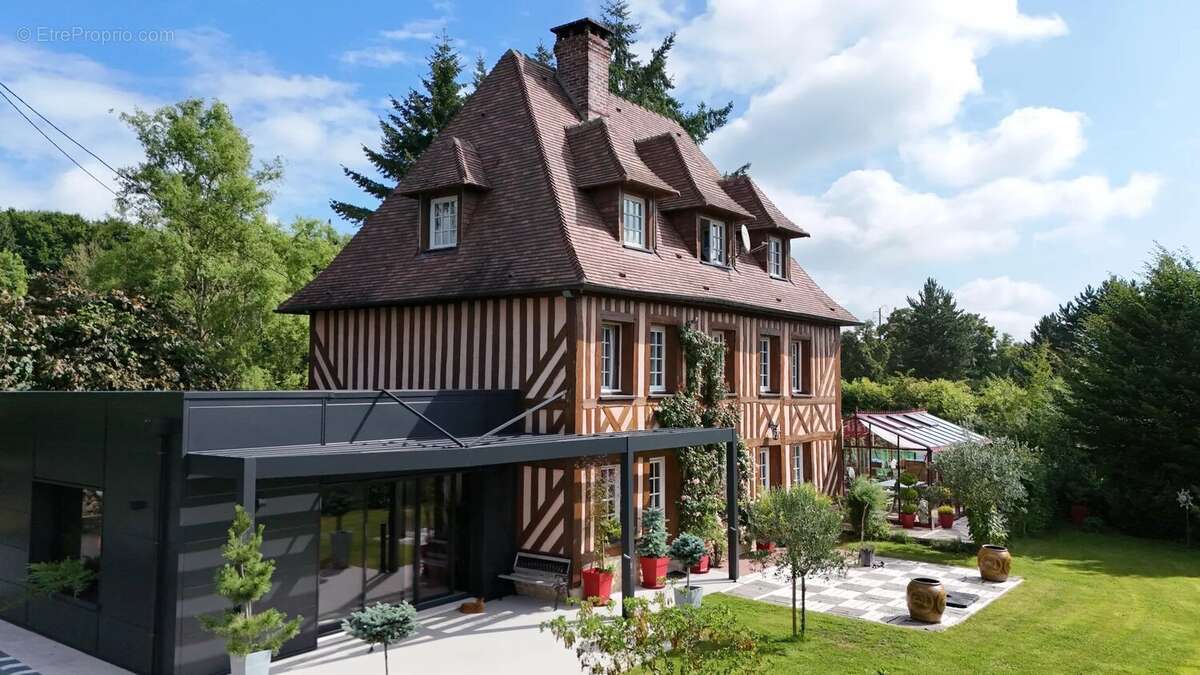 Pays d’auge-calvados-11kms pont l’eveque -manoir augeron de caractere avec maison d’amis, annexes et boxes. - photo 5
