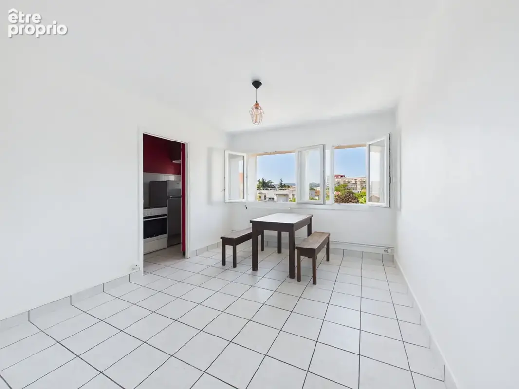 Appartement  rénové T4 - 60 m2 quartier Montplaisir - photo 6