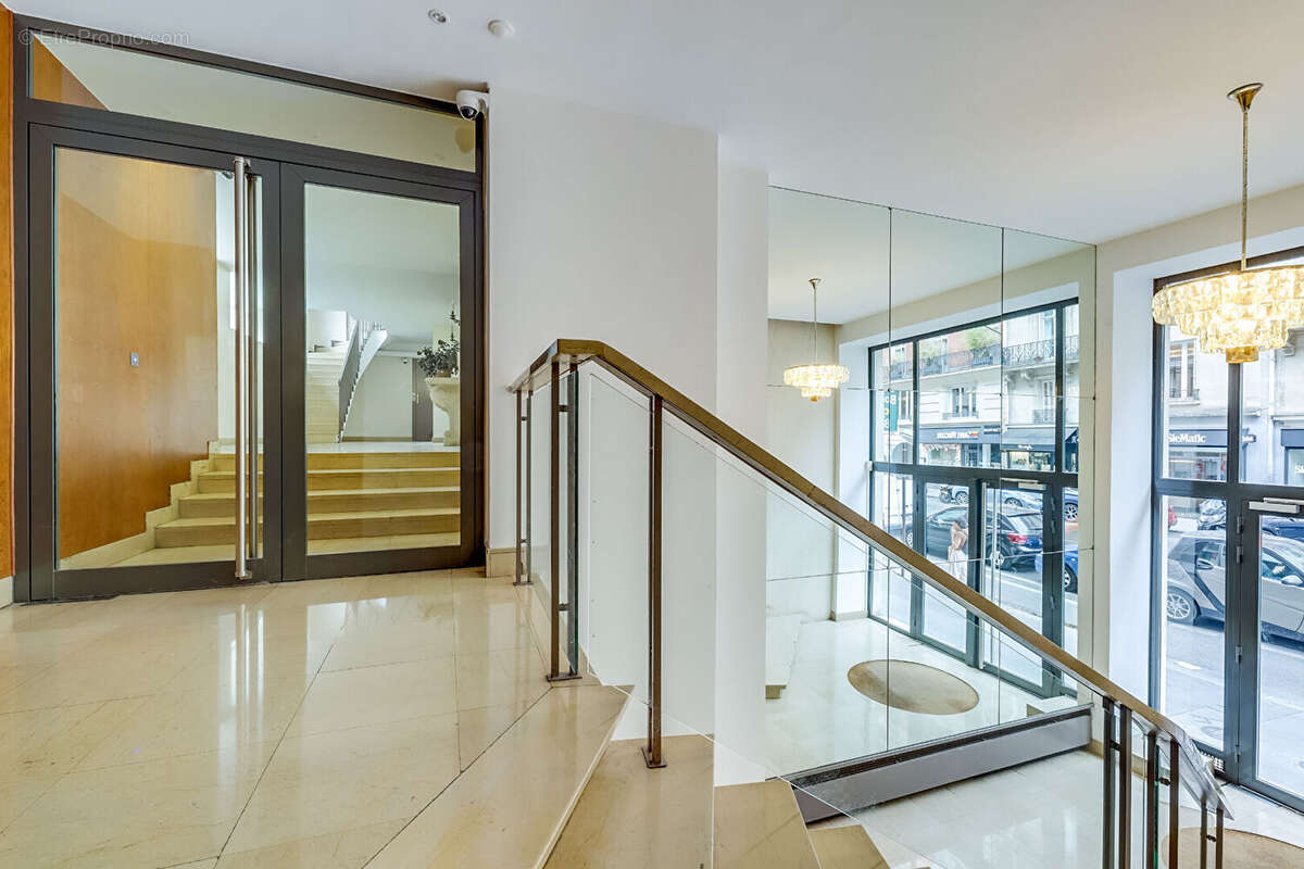 Appartement 54m² à paris 16e arrondissement - photo 11