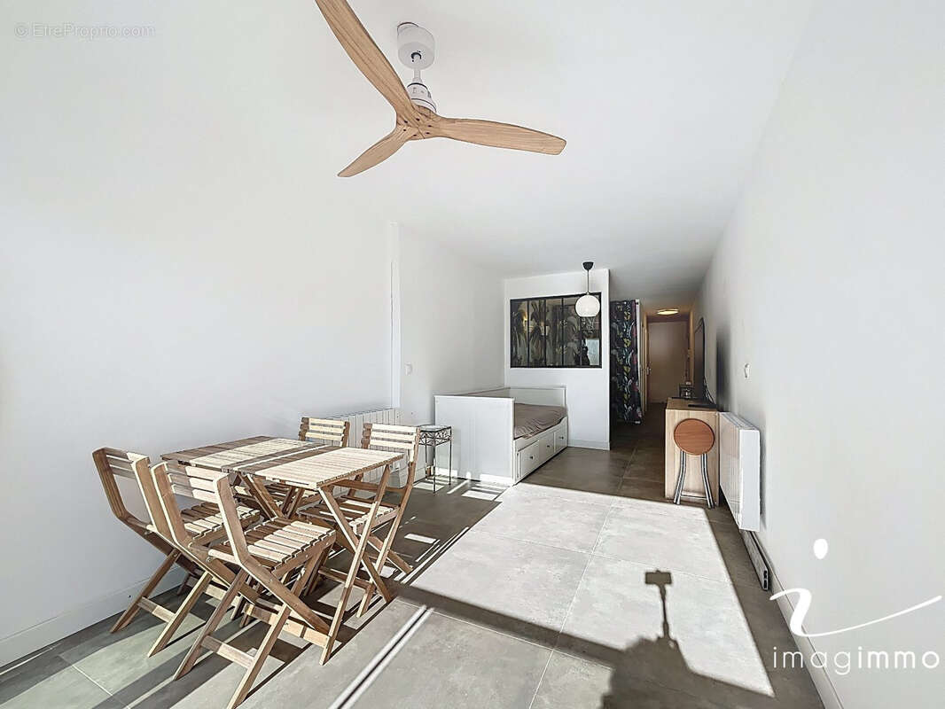 Appartement à CANDILLARGUES