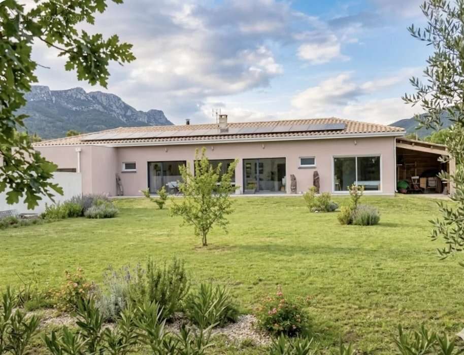 Maison à SAINT-PAUL-DE-FENOUILLET