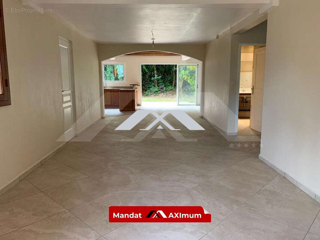 Maison à SAINT-PHILIPPE