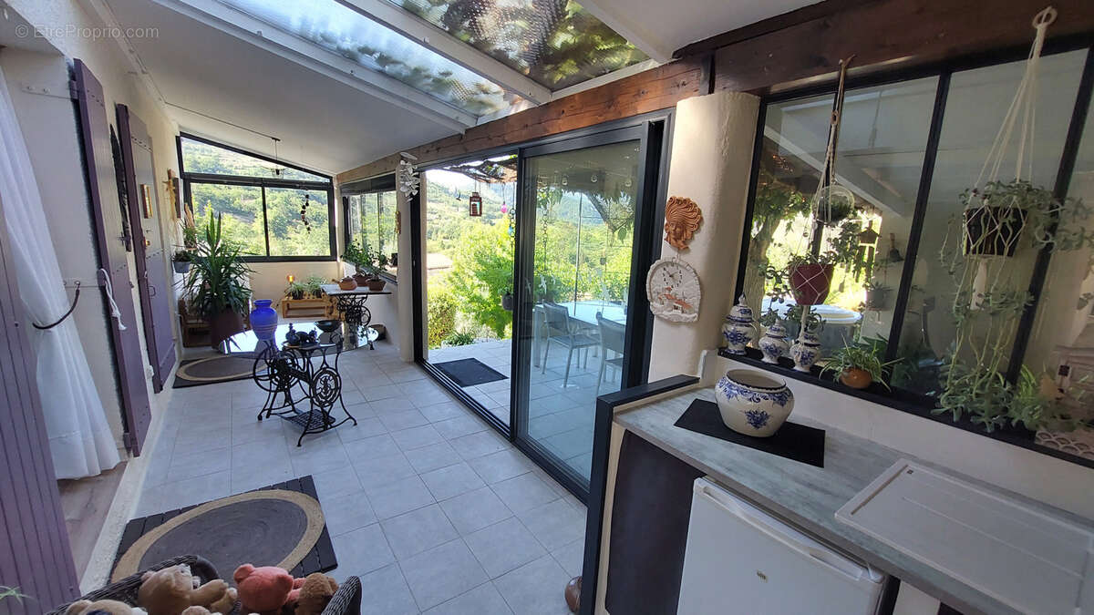 Maison à SAHUNE