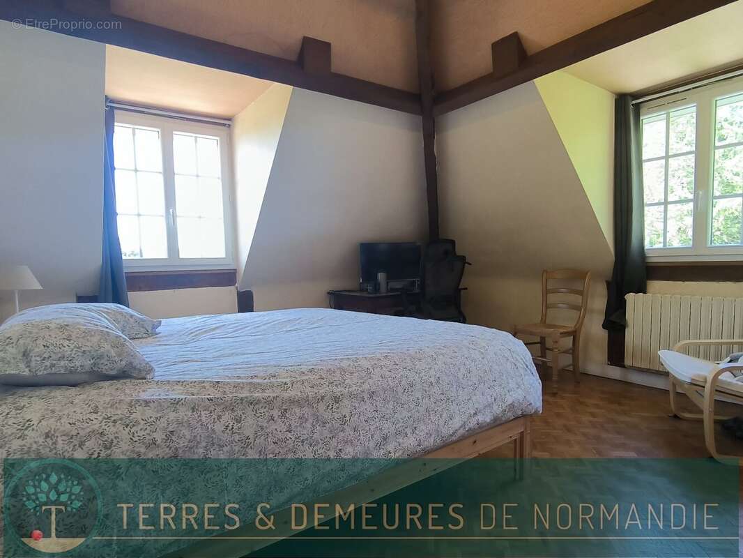 CORMEILLES (27260), Belle Propriété avec Dépendances sur 8 hectares. - photo 14