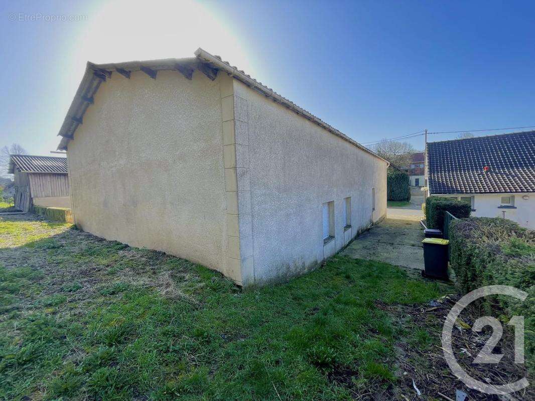 Maison à HUCQUELIERS
