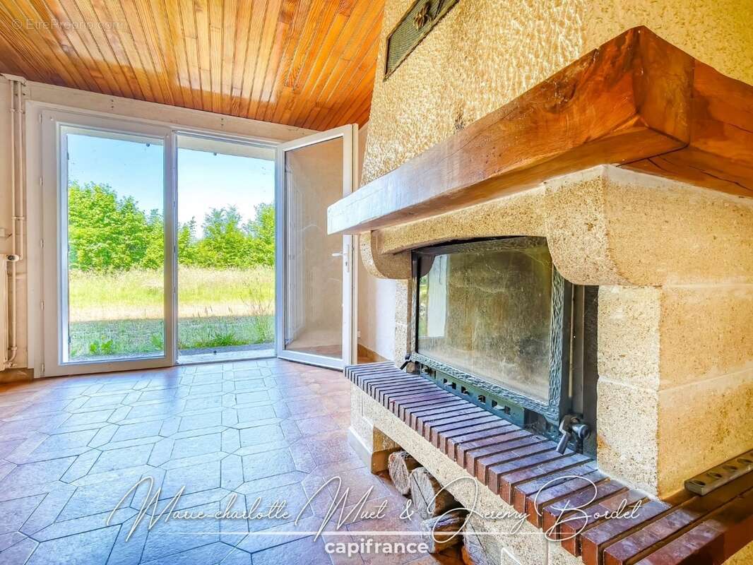 Maison à vendre 4 pièces SERMOYER (01) - photo 9