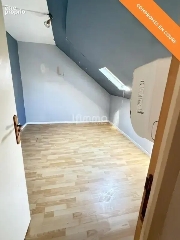 Sous Compromis : Maison ind. avec grand terrain, proche de Morha - photo 11