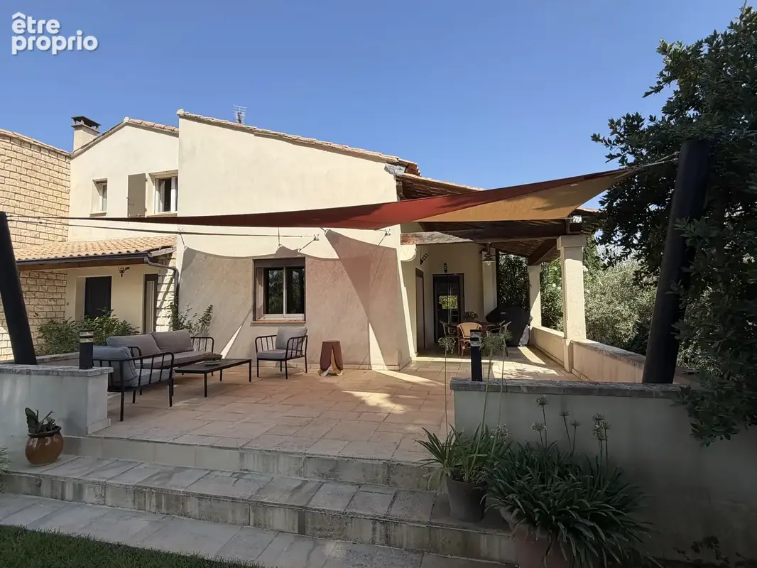 Grande villa avec piscine tous commerces à pieds - photo 12