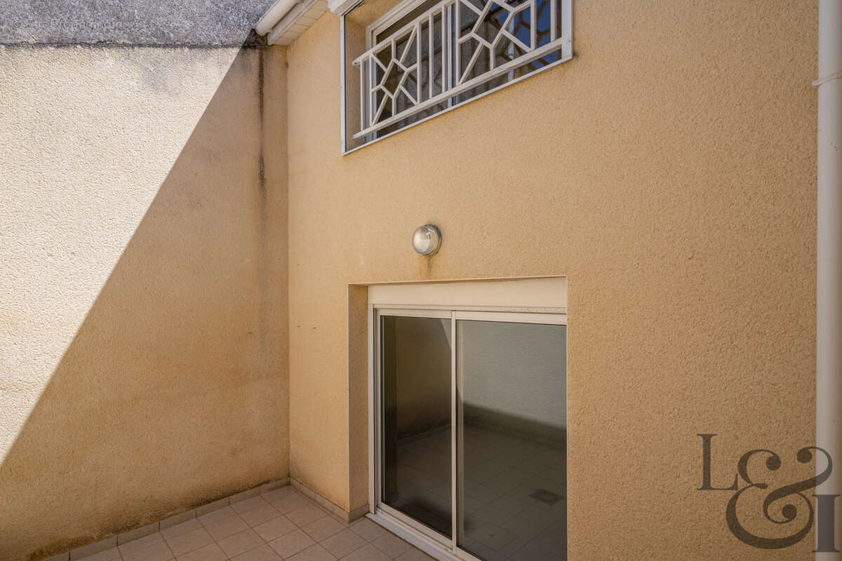 Maison à SAINTE-LIVRADE-SUR-LOT