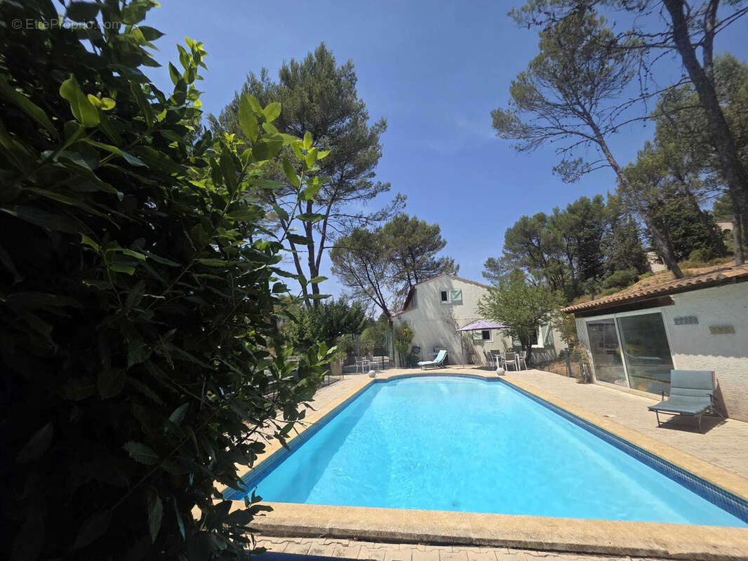 Maison à CABRIES
